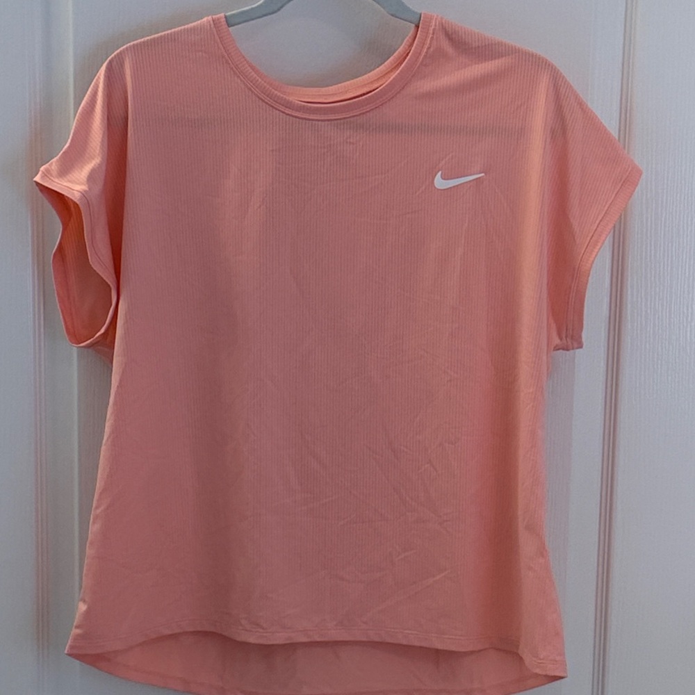 Nike Women's Coral Short Sleeve Tee